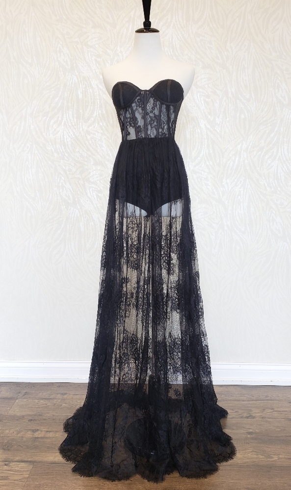 BLACK LACE LONG DRESS